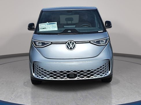 New 2025 Volkswagen ID. Buzz Pro S image 2