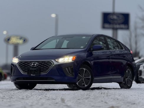 Used 2022 Hyundai Ioniq SEL image 1