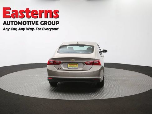 Used 2025 Chevrolet Malibu LT FWD image 37