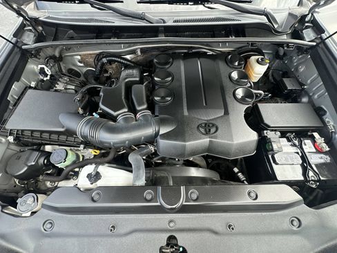 Used 2021 Toyota 4Runner SR5 RWD image 34