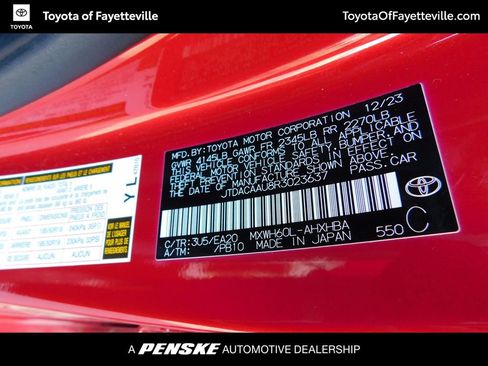 Used 2024 Toyota Prius Limited image 9