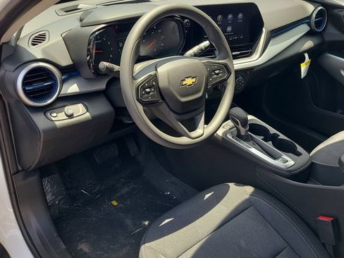 New 2026 Chevrolet Trax LS FWD image 17