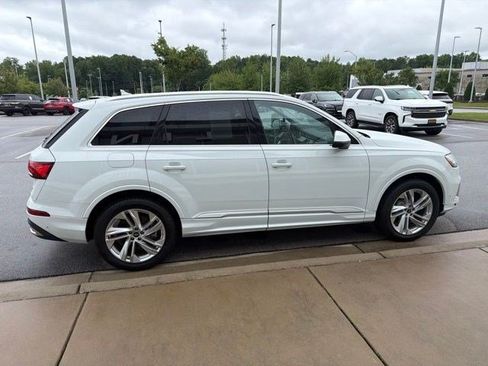 Used 2022 Audi Q7 3.0T Premium Plus w/ Premium Plus Package AWD/4WD image 16