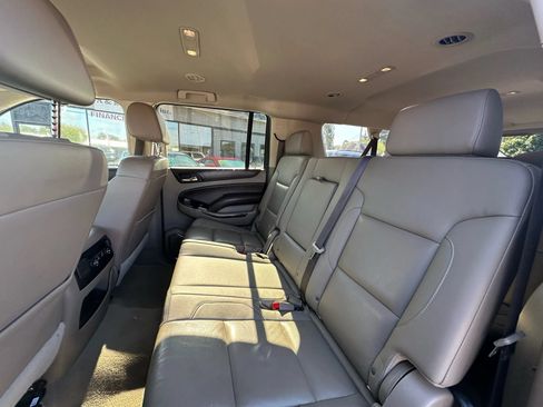 Used 2019 Chevrolet Suburban LT AWD/4WD image 9