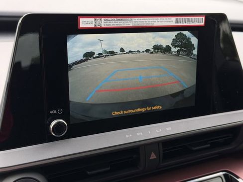 New 2026 Toyota Prius Plug-In Hybrid FWD image 17