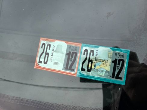 Used 2014 Dodge Charger SE image 9