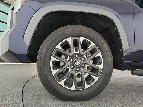 Used 2023 Toyota Tundra Limited image 39
