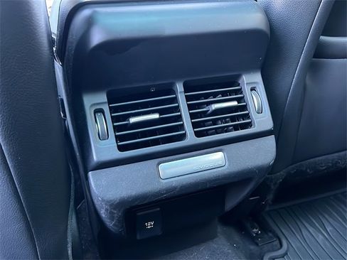 Used 2020 Land Rover Range Rover Evoque R-Dynamic SE image 15