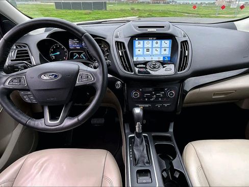 Used 2017 Ford Escape Titanium image 15