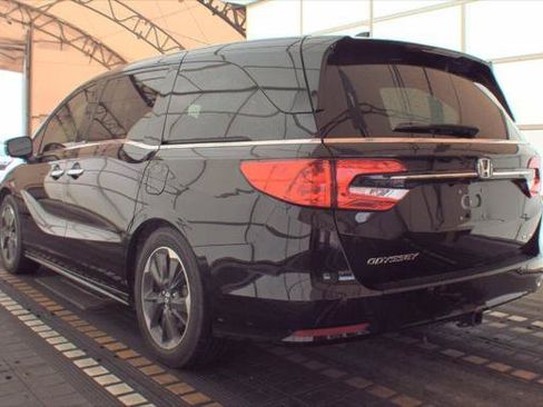 Used 2023 Honda Odyssey Elite image 11