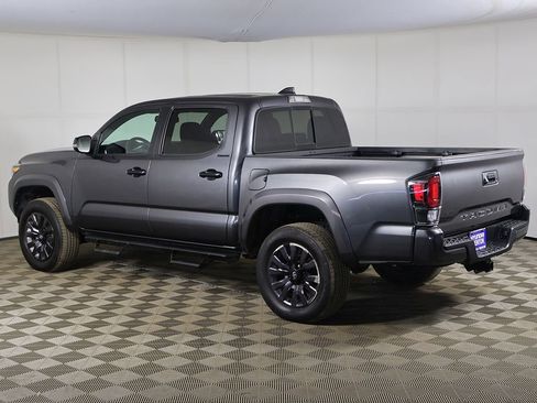 Used 2022 Toyota Tacoma Limited w/ Nightshade Package AWD/4WD image 11