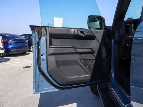 Used 2025 Ford Bronco Outer Banks AWD/4WD image 24