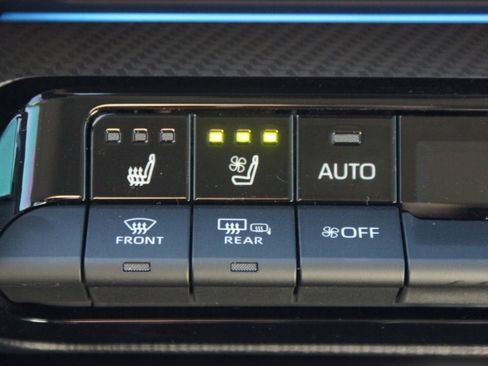 Used 2024 Toyota Prius Limited w/ Limited Premium Package image 8