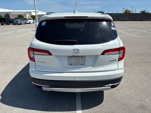 Used 2019 Honda Pilot Touring image 4
