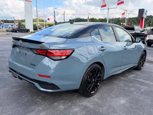Used 2025 Nissan Sentra SR w/ Midnight Edition FWD image 4