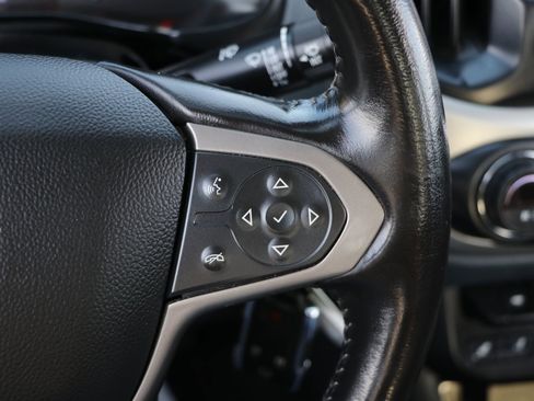 Used 2022 Chevrolet Colorado Z71 image 19