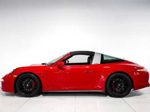 Used 2016 Porsche 911 Targa 4 GTS image 7