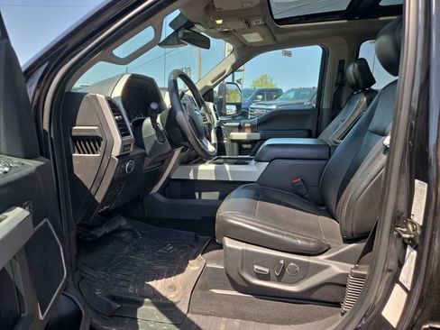 Used 2019 Ford F250 Lariat w/ Lariat Ultimate Package AWD/4WD image 8