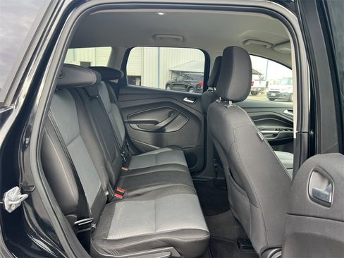 Used 2018 Ford Escape SE image 13