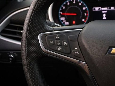 Used 2024 Chevrolet Malibu LT image 12