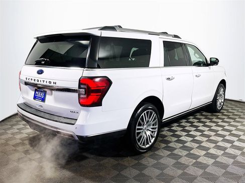 Used 2024 Ford Expedition Max Limited image 8