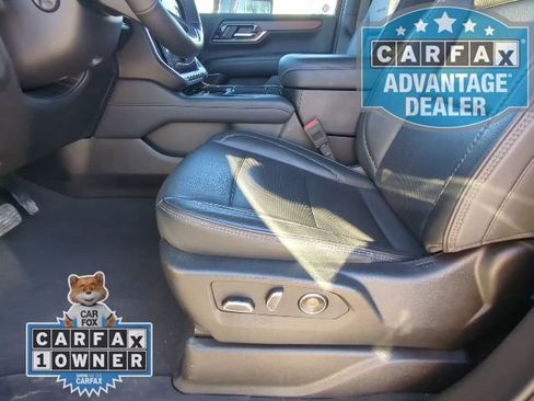 Used 2025 GMC Yukon Denali image 19