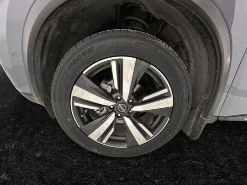 Used 2023 Nissan Rogue SL w/ SL Premium Package FWD image 27