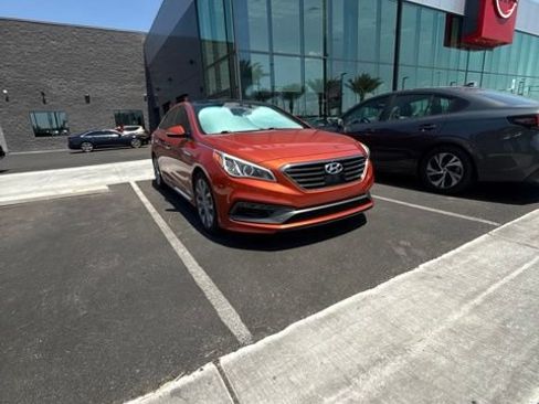 Used 2015 Hyundai Sonata Limited 2.0T FWD image 3