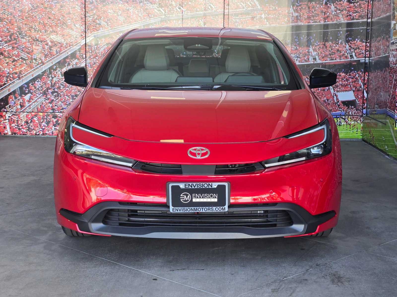 New 2027 Toyota Prius LE FWD image 2