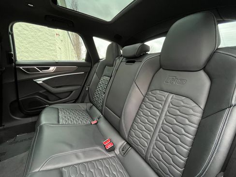 Used 2025 Audi RS 6 performance image 30