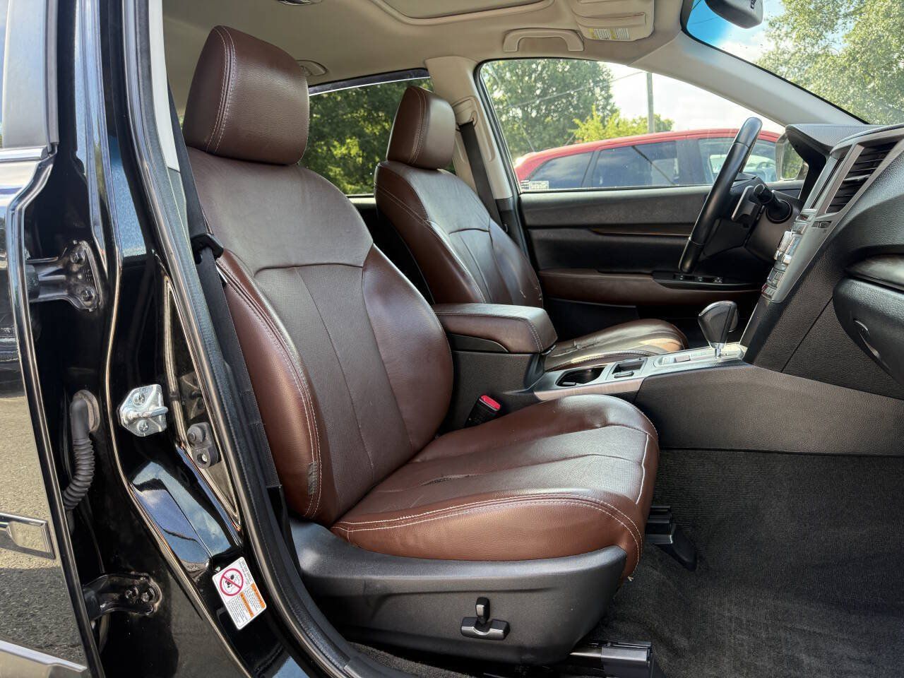 Used 2013 Subaru Outback 2.5i Limited AWD/4WD image 14