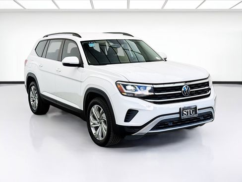 Used 2021 Volkswagen Atlas SE image 3