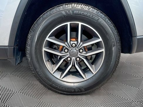 Used 2020 Jeep Grand Cherokee Limited w/ Trailer Tow Group IV AWD/4WD image 29