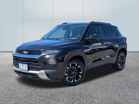 Used 2023 Chevrolet TrailBlazer LT FWD image 1