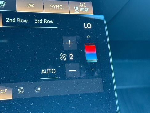 Certified 2026 Cadillac Vistiq Platinum w/ LPO, Floor Liner Package AWD/4WD image 30