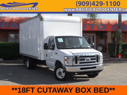 Used 2016 Ford E-450 and Econoline 450 Super Duty w/ Power Windows & Locks Group