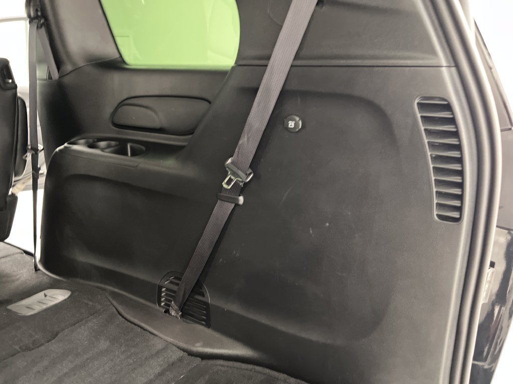 Used 2025 Chrysler Pacifica Select FWD image 48