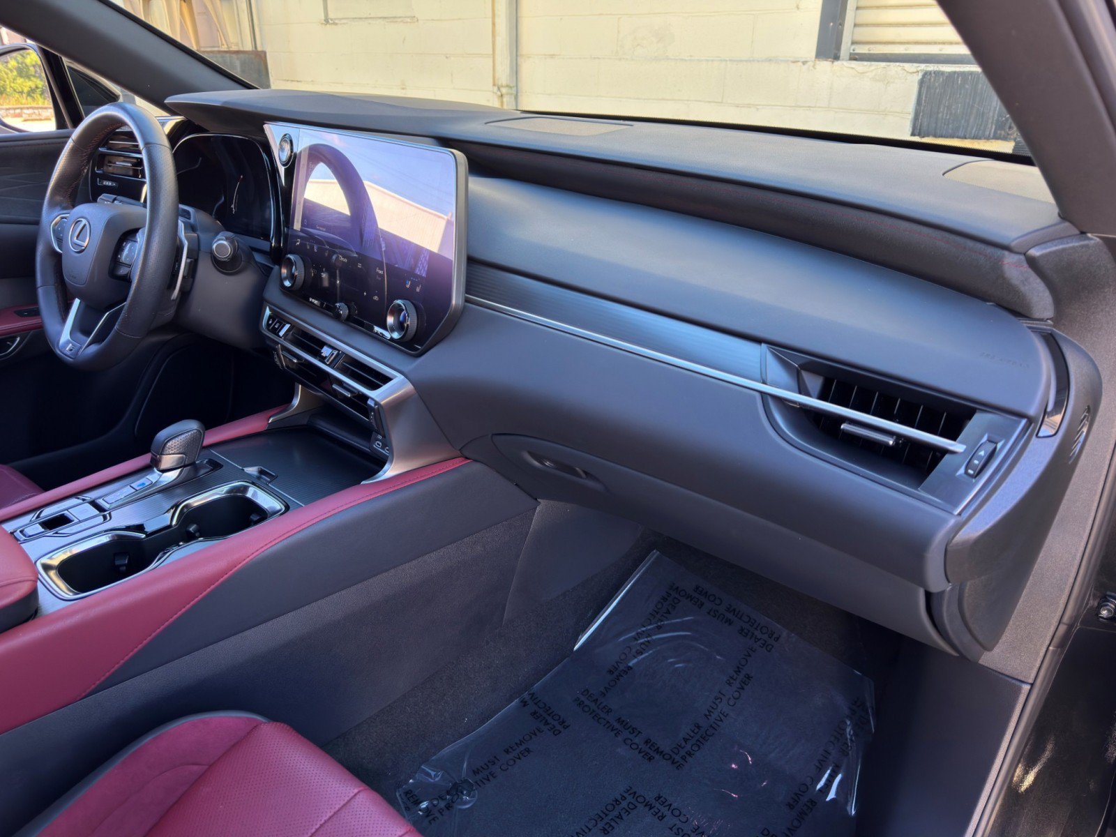 Used 2023 Lexus RX 500h F Sport w/ Accessory Package (Z1) AWD/4WD image 15