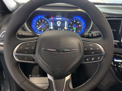 New 2026 Chrysler Voyager LX image 16