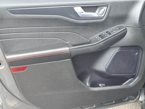 Certified 2024 Ford Escape ST-Line w/ Tech Pack #1 FWD image 21