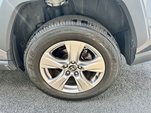 Certified 2024 Toyota RAV4 XLE w/ Convenience Package AWD/4WD image 23