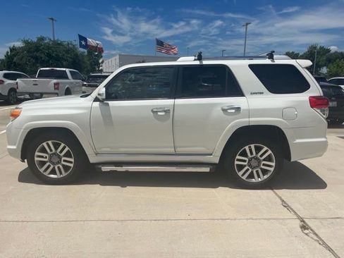 Used 2011 Toyota 4Runner Limited AWD/4WD image 5