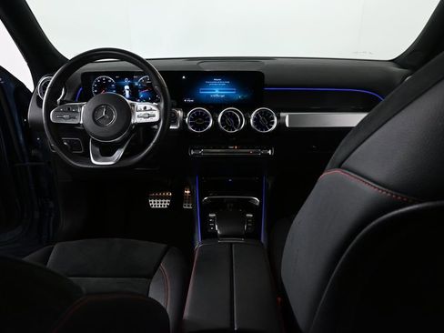 Used 2022 Mercedes-Benz GLB 250 image 17