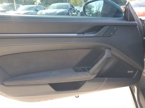 Used 2022 Porsche 911 GT3 image 20