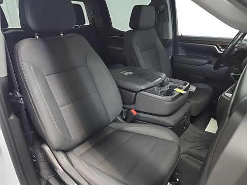 Used 2022 Chevrolet Silverado 1500 LT RWD image 14