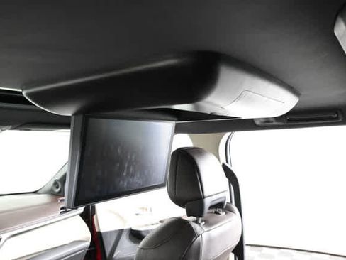 Used 2022 Toyota Sienna Platinum AWD/4WD image 19