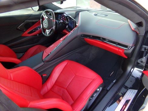 Used 2024 Chevrolet Corvette Z06 w/ Z07 Performance Package RWD image 28