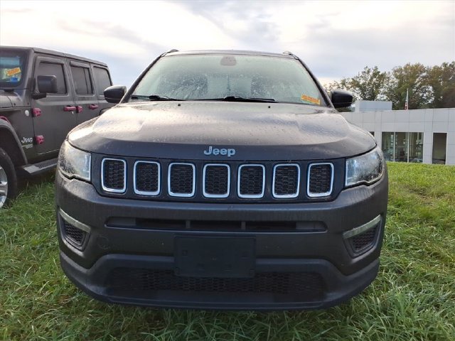 Used 2020 Jeep Compass Sport w/ Cold Weather Group AWD/4WD image 12