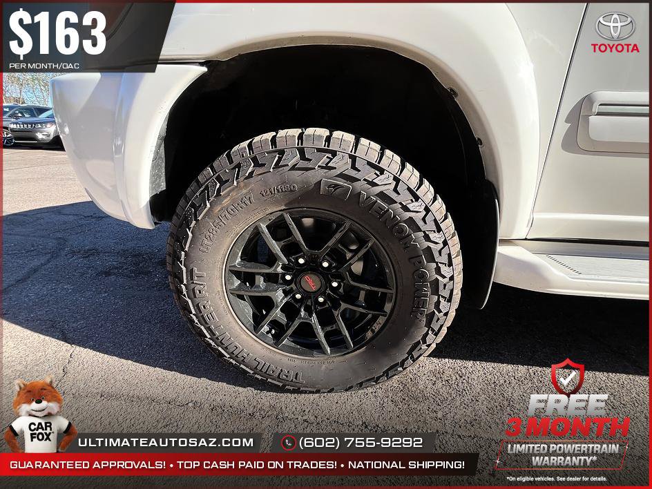 Used 2005 Toyota Sequoia SR5 AWD/4WD image 18