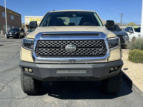 Used 2019 Toyota Tundra SR5 w/ SR5 Upgrade Package image 8